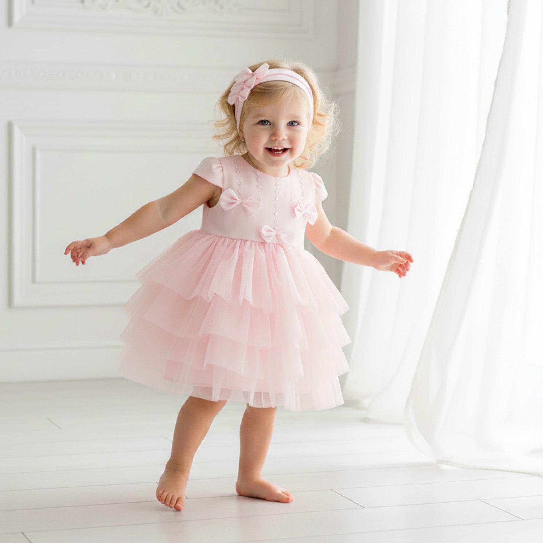 Sofija jurk meisjes Hana Babyroze met strikjes — detailopname strikjes