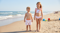 Afbeelding laden in galerijweergave, Meia Pata bikini meisjes Flamingo met flamingoprint — scene short
