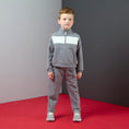 Afbeelding laden in galerijweergave, Mitch & Son joggingpak met halve rits Tyler Grijs
