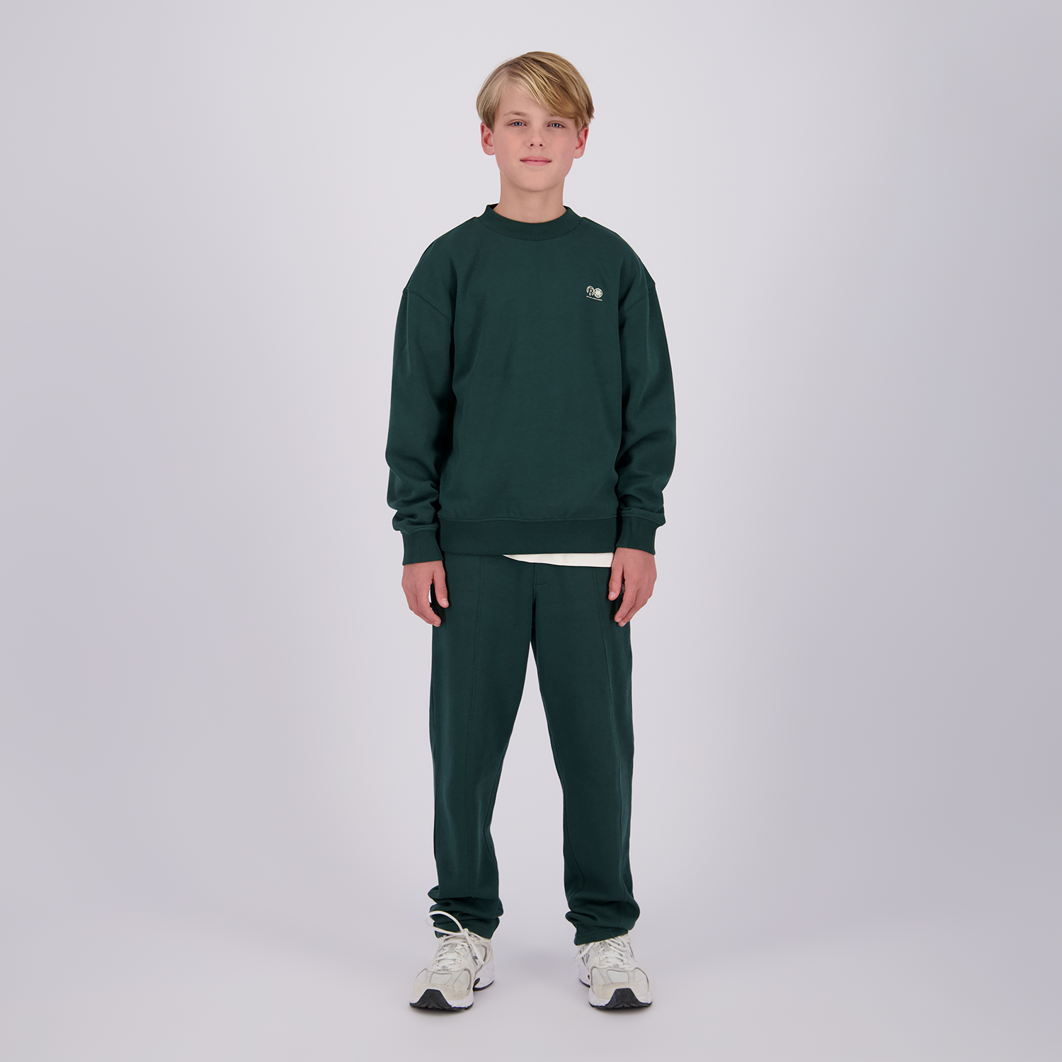 Raizzed sweater jongens Sohard Dark Green, op model