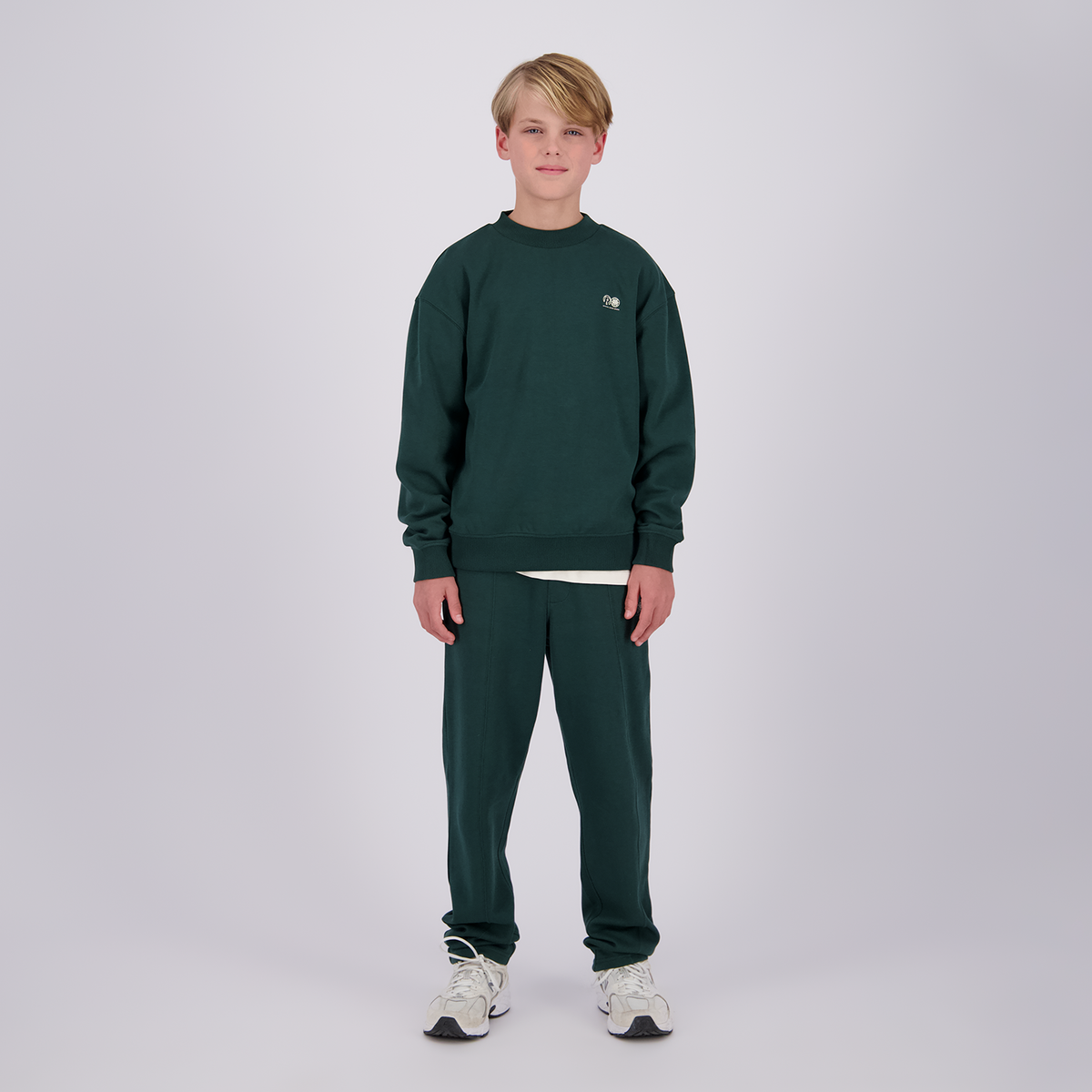 Raizzed sweater jongens Sohard Dark Green, op model
