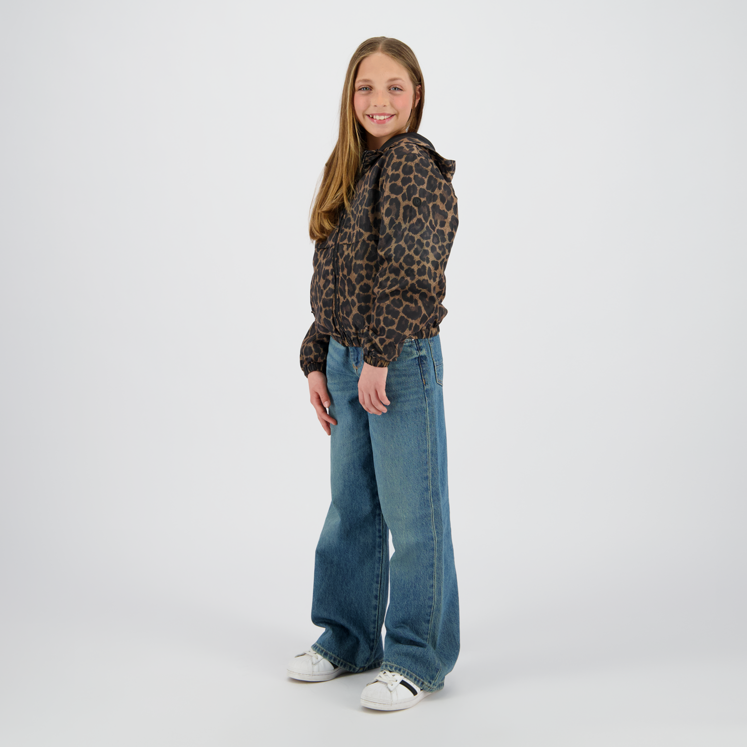 Tikae-Multicolor Brown